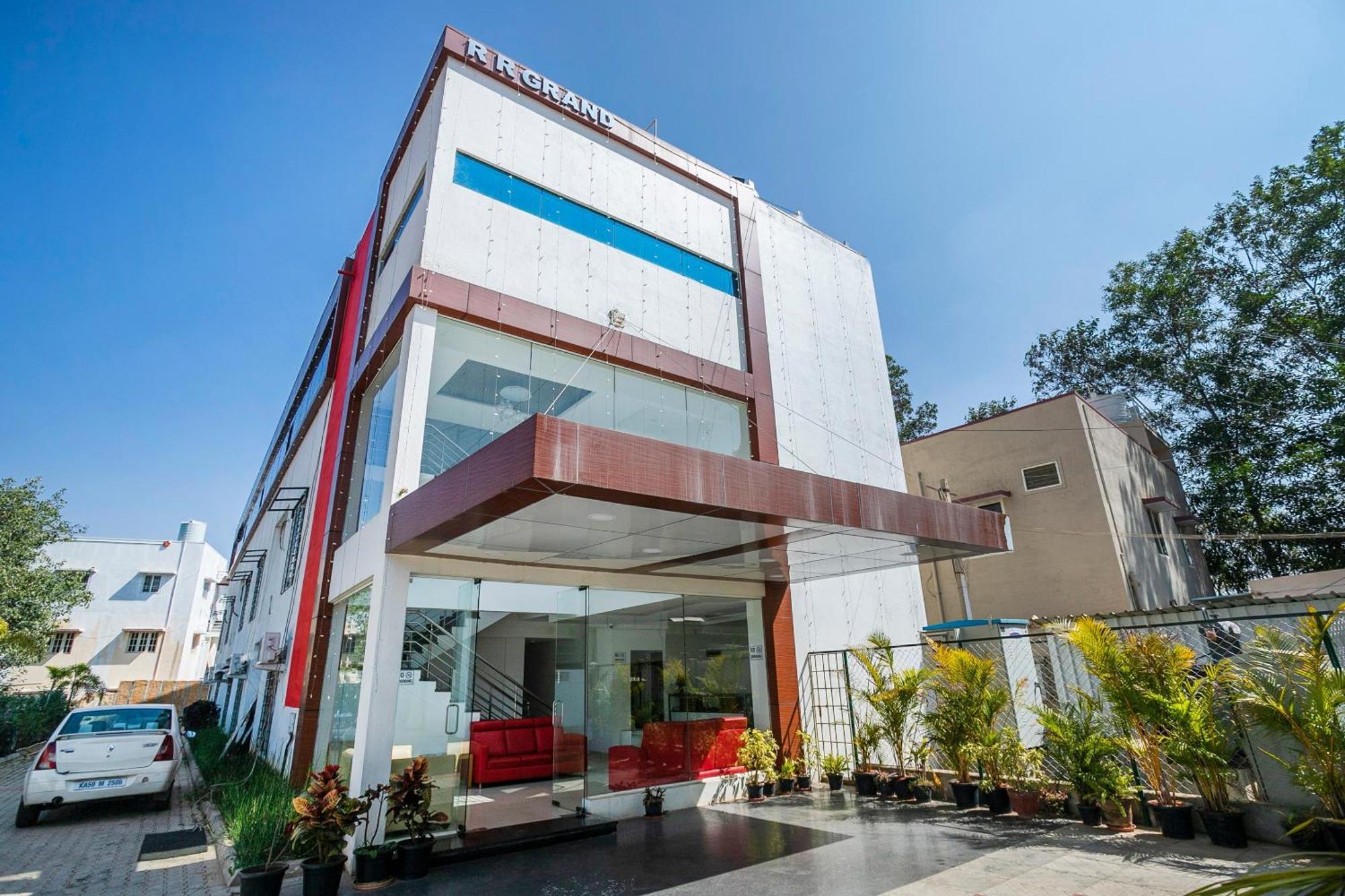 Collection O Cosmopolitan Hotel Devanahalli Exterior photo