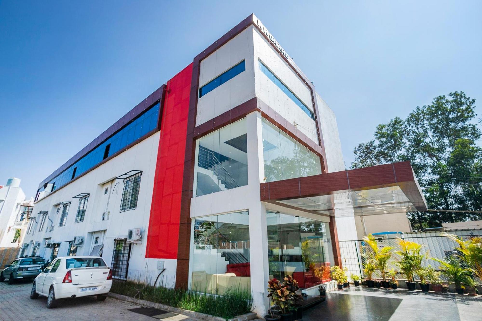 Collection O Cosmopolitan Hotel Devanahalli Exterior photo